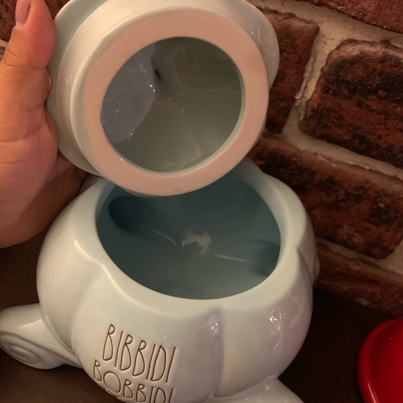 Rae Dunn Bippity Boppity Boo Cinderella Carriage Cookie Jar - Picture 4 of 4